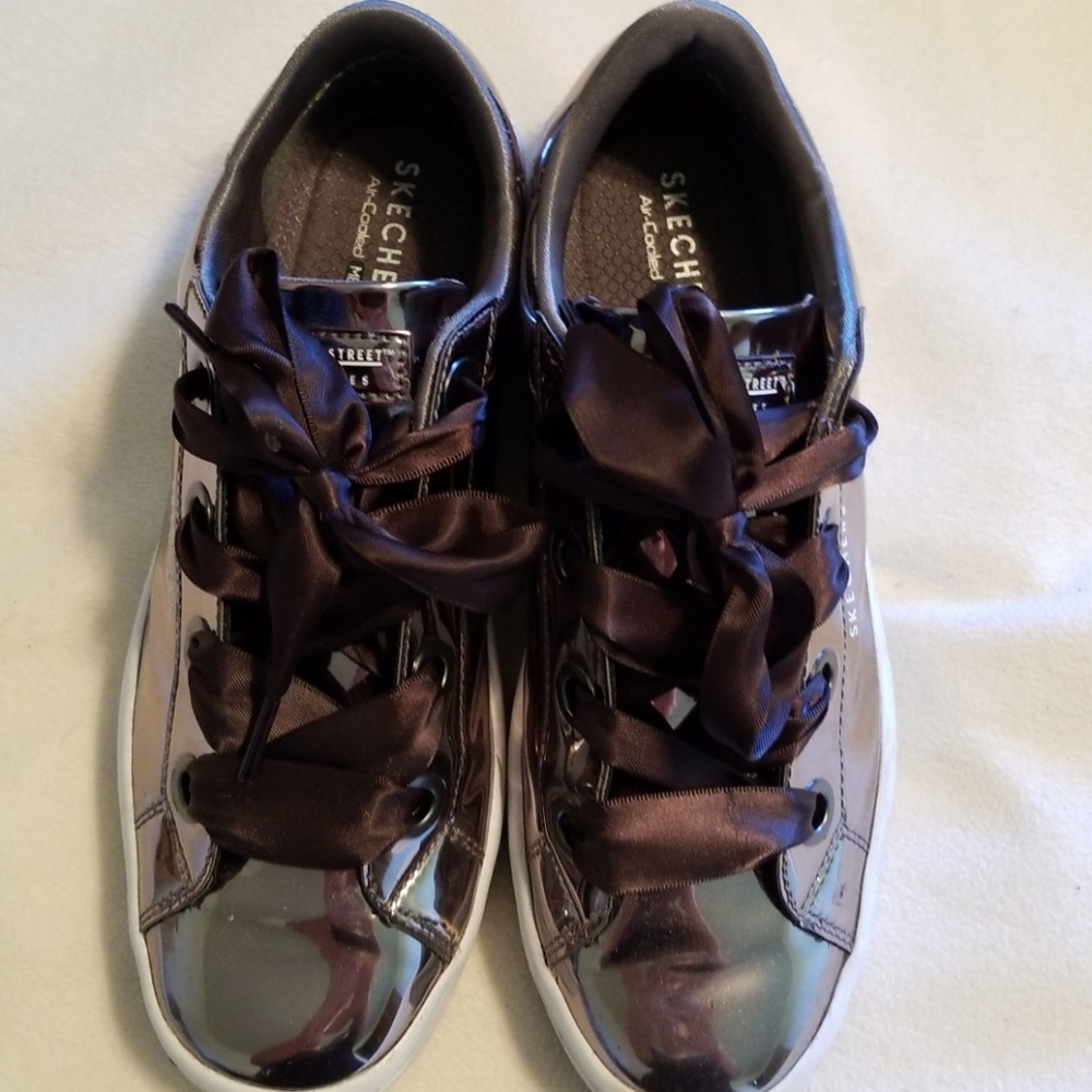Skechers shoes